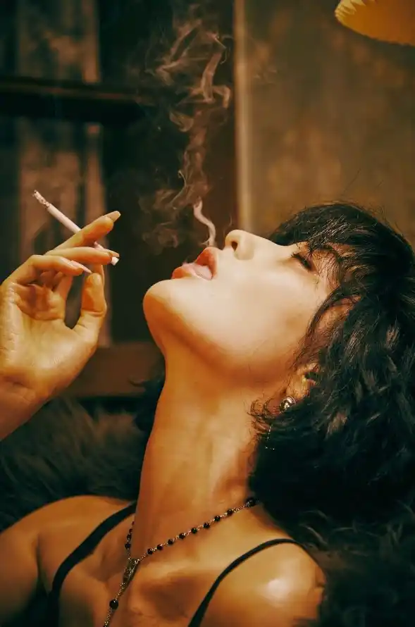 狠狠综合久久久久尤物_国产超碰人人爽人人做_欧美日韩一区二区精品视频在线观看